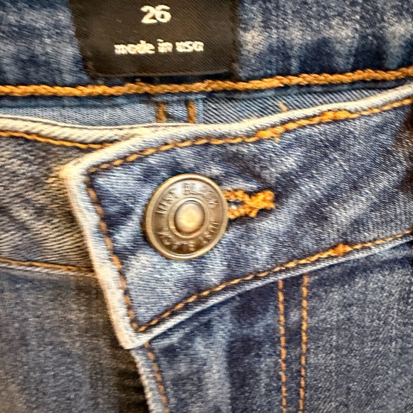 Just Black Cropped Distressed Blue Jeans with Raw Hem size 26 - Picture 3 of 3